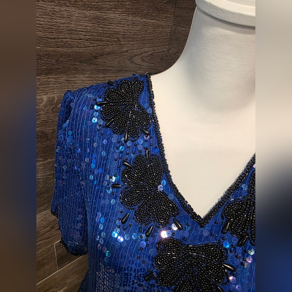 Stenay Royal Blue Sequin Blouse with Black Floral Details - Picture 7 of 14